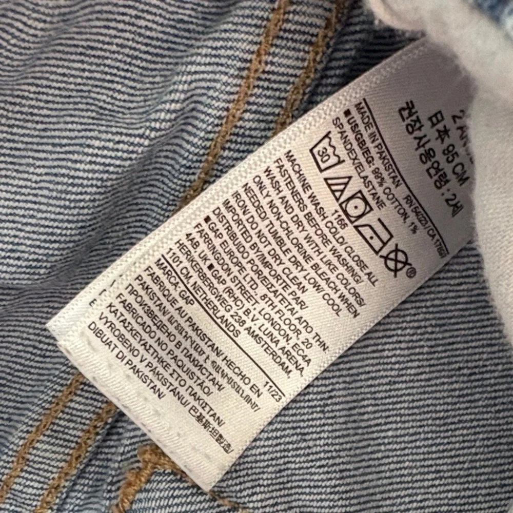 Gap Boys Relaxed Cargo Jeans size 2